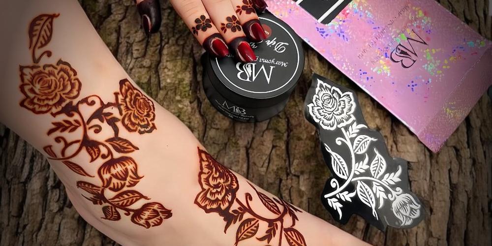 أستيكرات الحنا للقدم