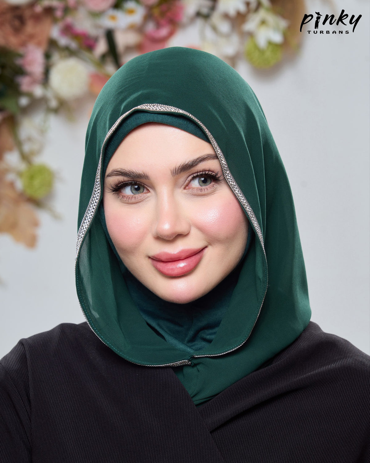 طرحة هودي شيفون بطباقية قطن من Pinky Turbans مع شريط ستراس ثابت – قطعتان متصلتان PKY-20-4