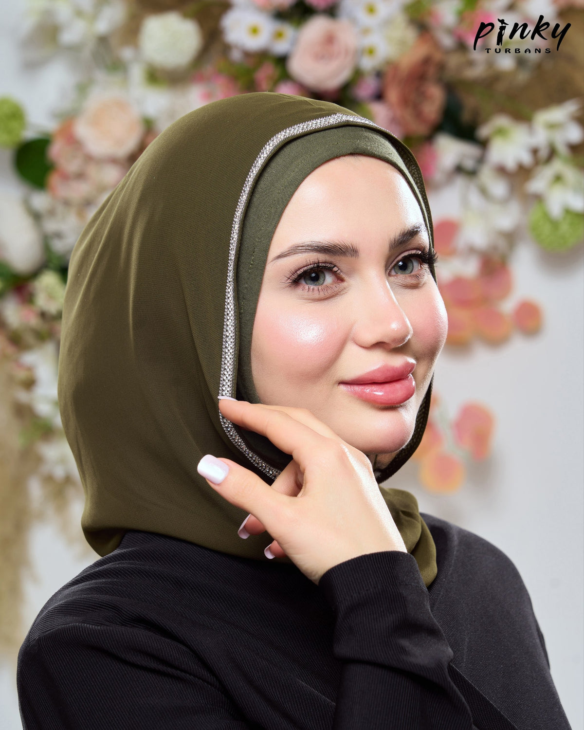 طرحة هودي شيفون بطباقية قطن من Pinky Turbans مع شريط ستراس ثابت – قطعتان متصلتان PKY-20-9