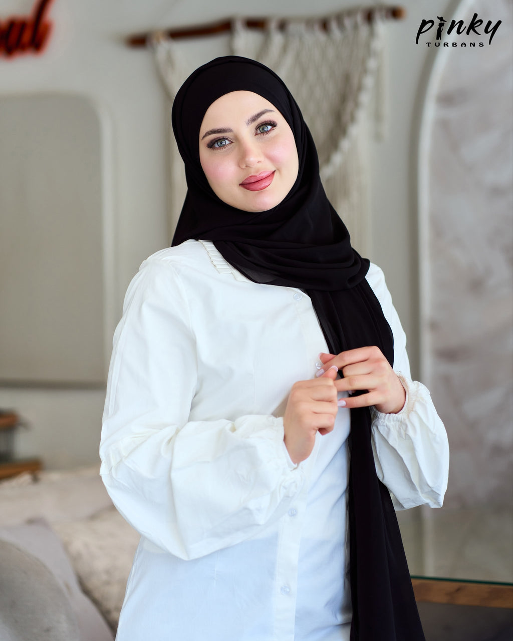 حجاب شيفون ببندانة قطن متصلة بها شريطان للربط وإغلاق مغناطيسي من Pinky Turbans  كود  PKY-23-2