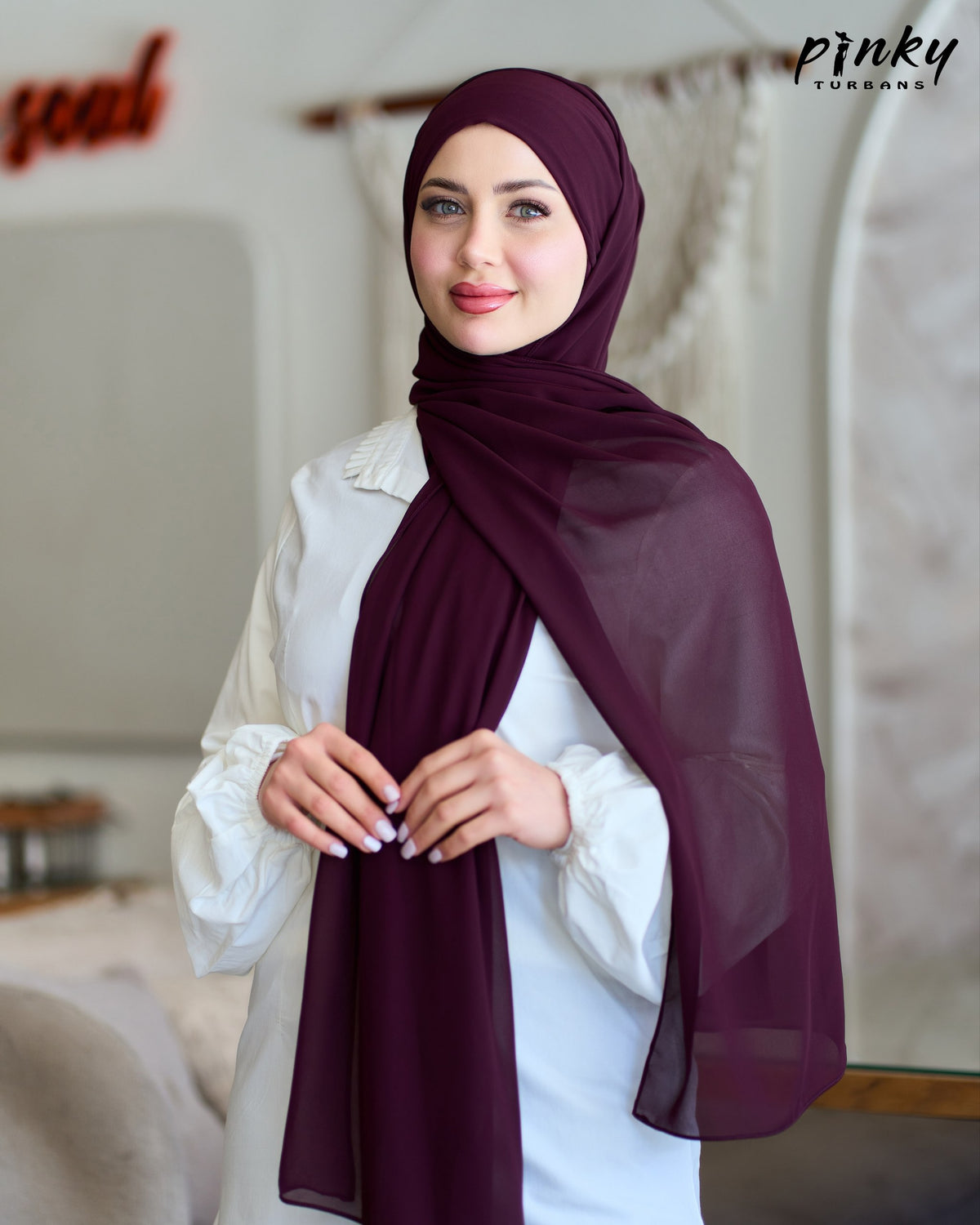 حجاب شيفون ببندانة قطن متصلة بها شريطان للربط وإغلاق مغناطيسي من Pinky Turbans  كود  PKY-23-4