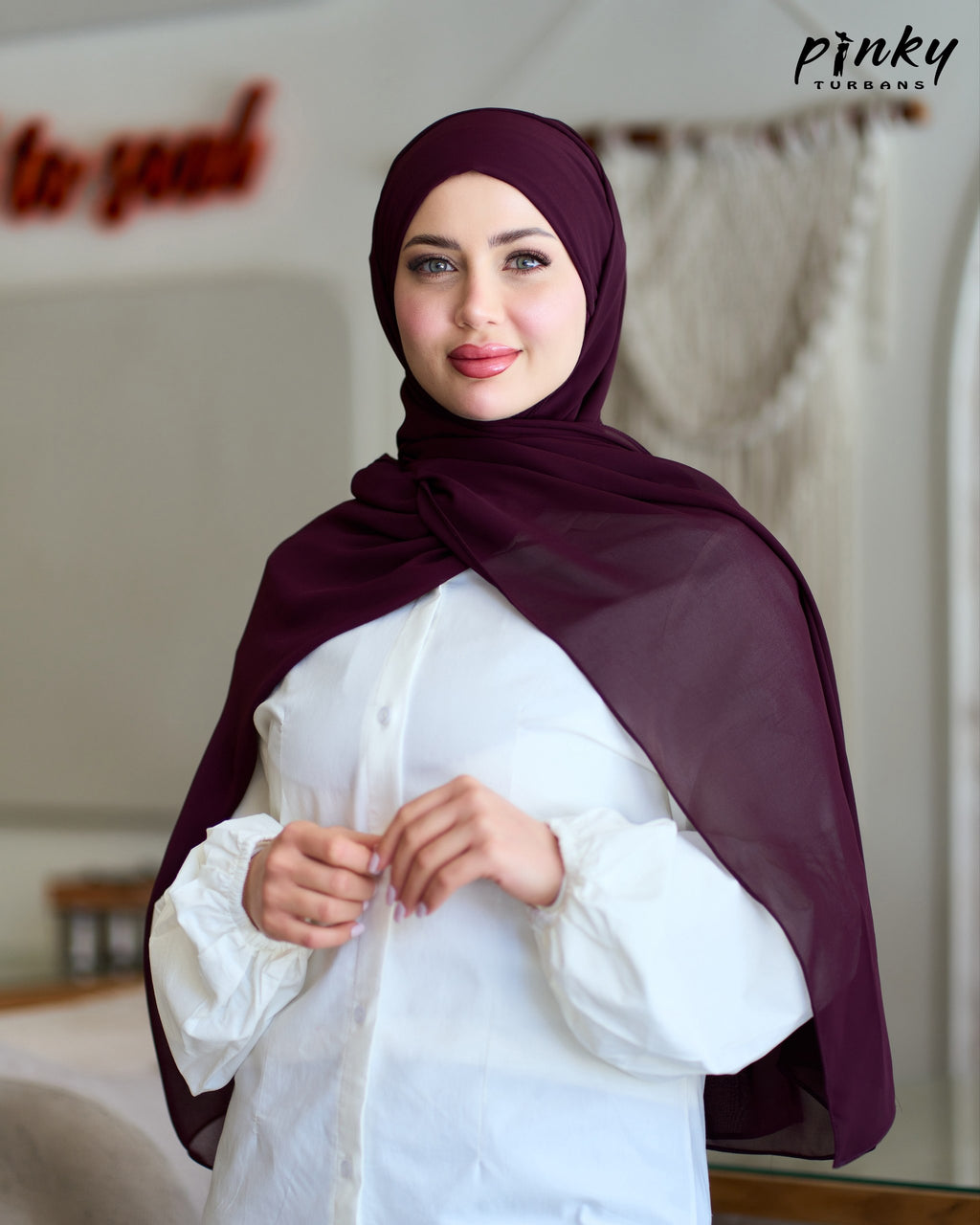 حجاب شيفون ببندانة قطن متصلة بها شريطان للربط وإغلاق مغناطيسي من Pinky Turbans  كود  PKY-23-4