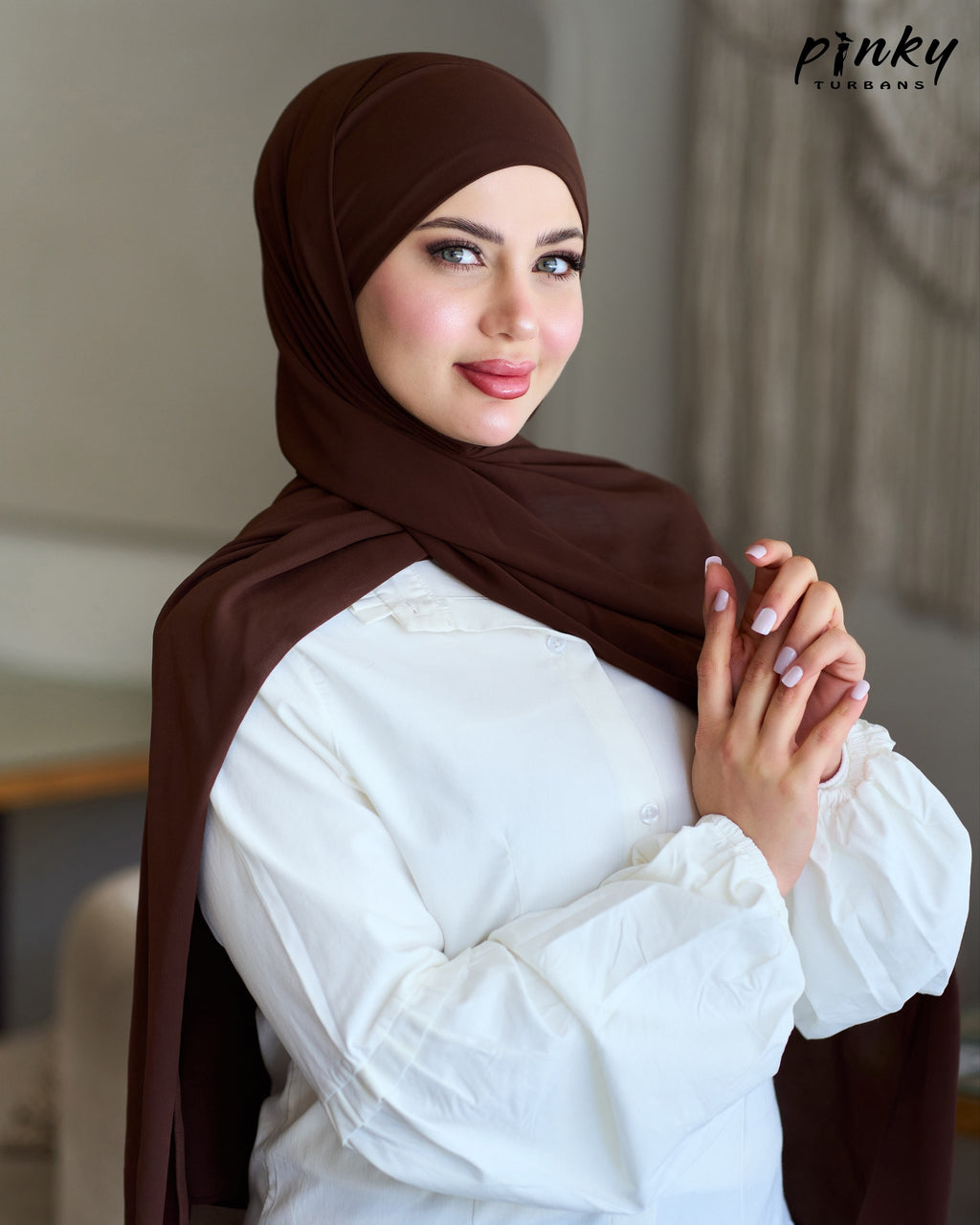 حجاب شيفون ببندانة قطن متصلة بها شريطان للربط وإغلاق مغناطيسي من Pinky Turbans  كود  PKY-23-6
