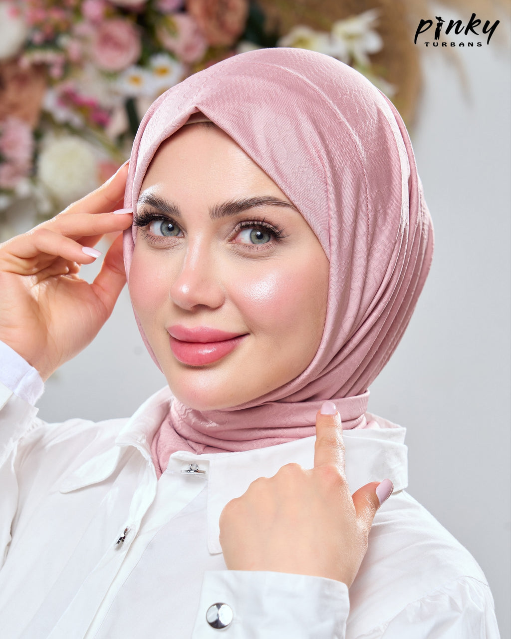 طباقية جكار صيفي ليكرا عالية مع بندانة وإغلاق بكباسين خلفيين من Pinky Turbans كود PKY-25-4