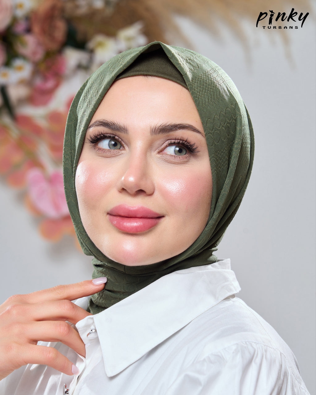 طباقية جكار صيفي ليكرا عالية مع بندانة وإغلاق بكباسين خلفيين من Pinky Turbans كود PKY-25-6