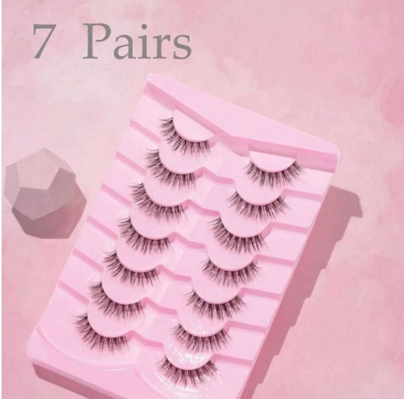 رموش خفيفه الوزن 7 أزواج Y1031