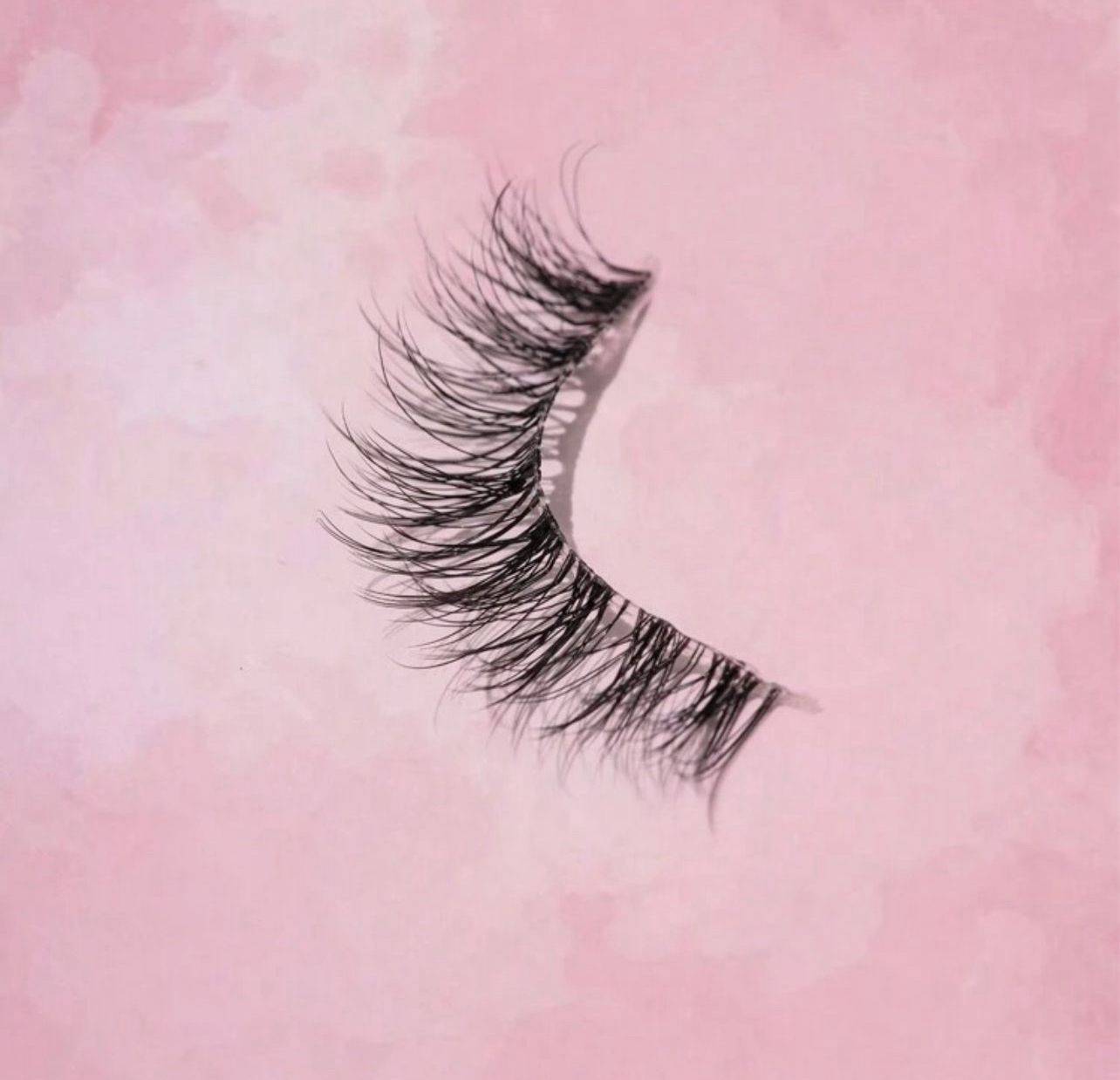 رموش خفيفه الوزن 7 أزواج Y1031