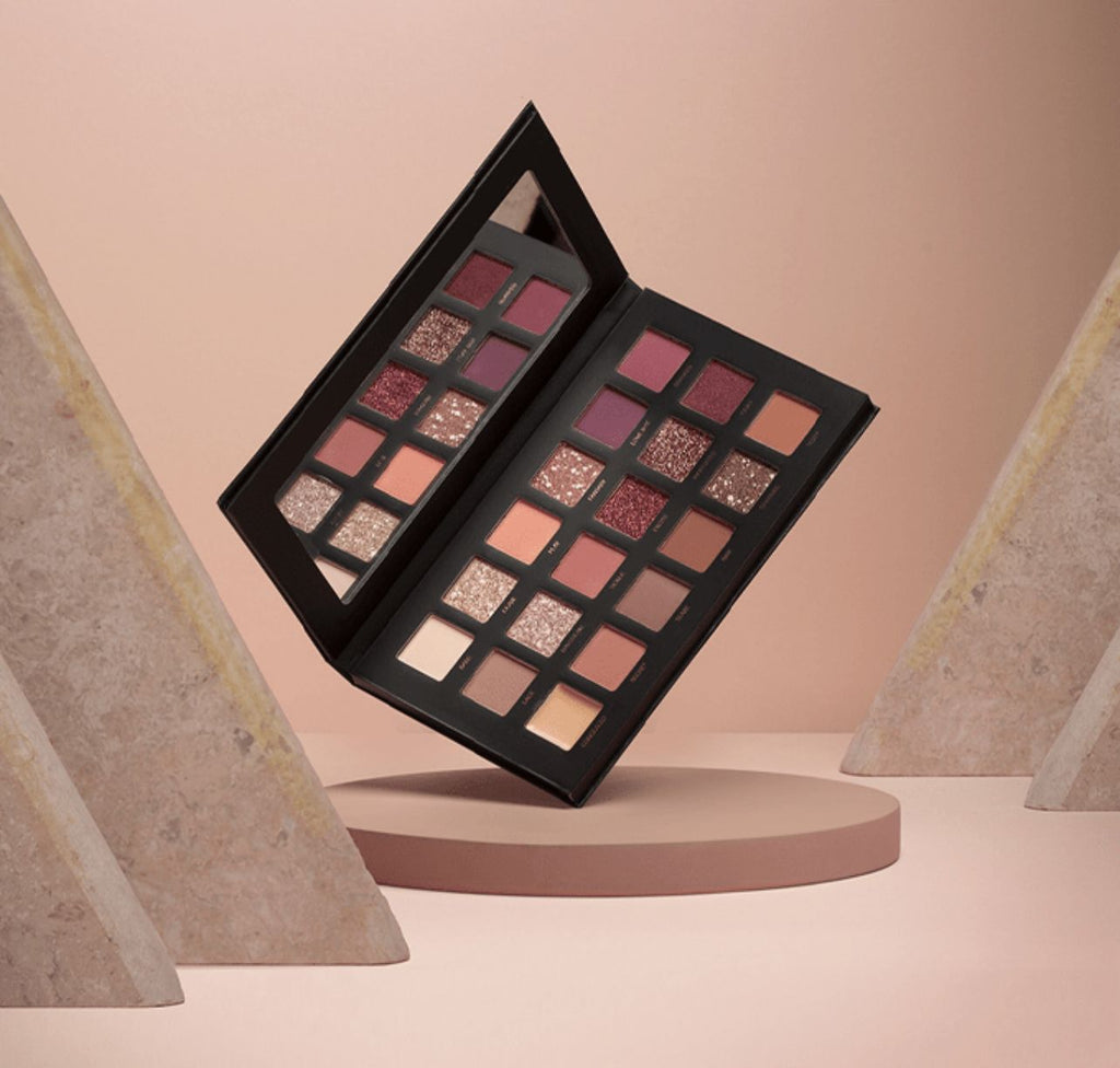 مجموعة ظلال العيون من كالا ميك اب - 18 لونًا لعيون مثالية