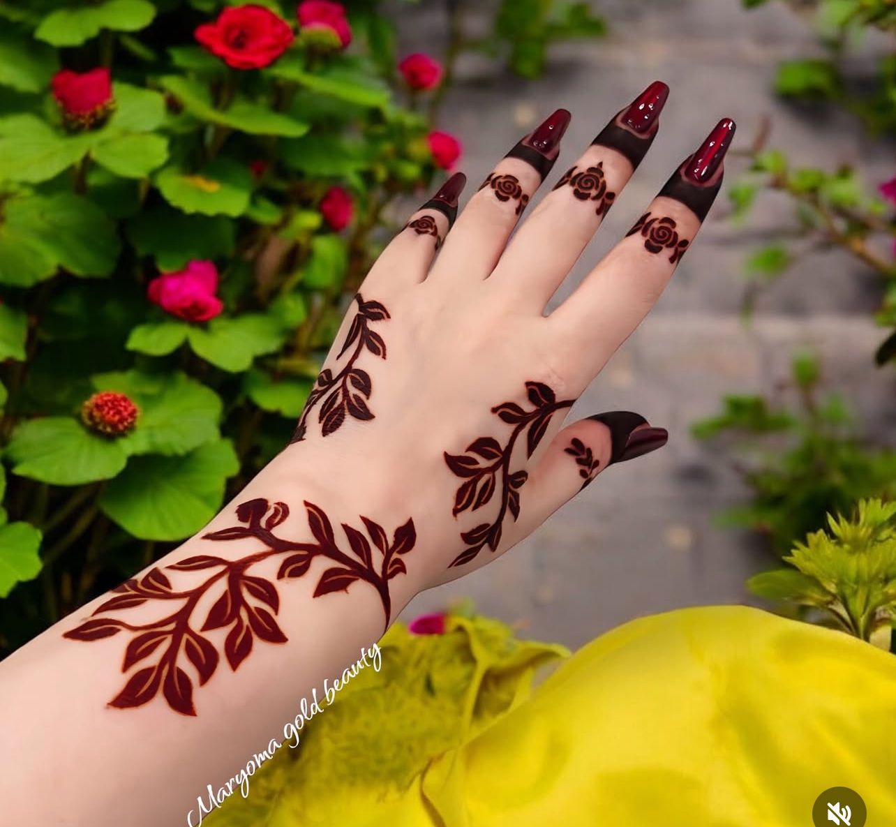 استيكر تعبئه حنا من مريم بيوتى لليدين رقم 2