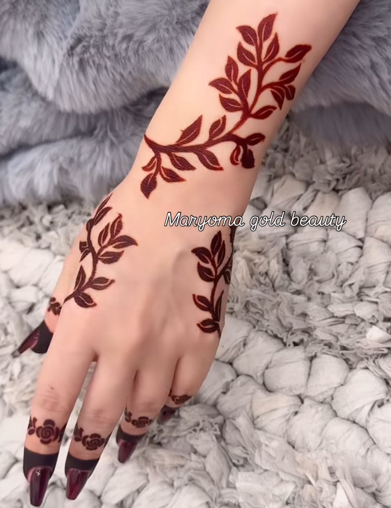 استيكر تعبئه حنا من مريم بيوتى لليدين رقم 2