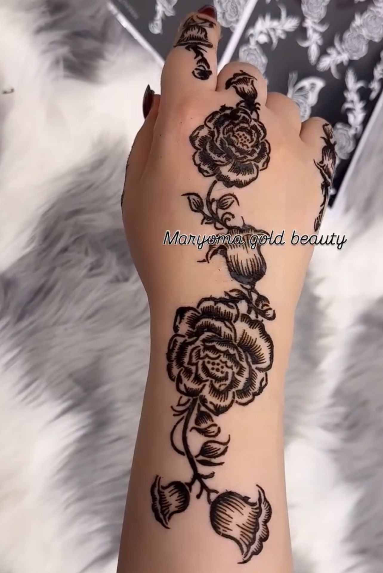 استيكر تعبئه حنا من مريم بيوتى لليدين رقم 7