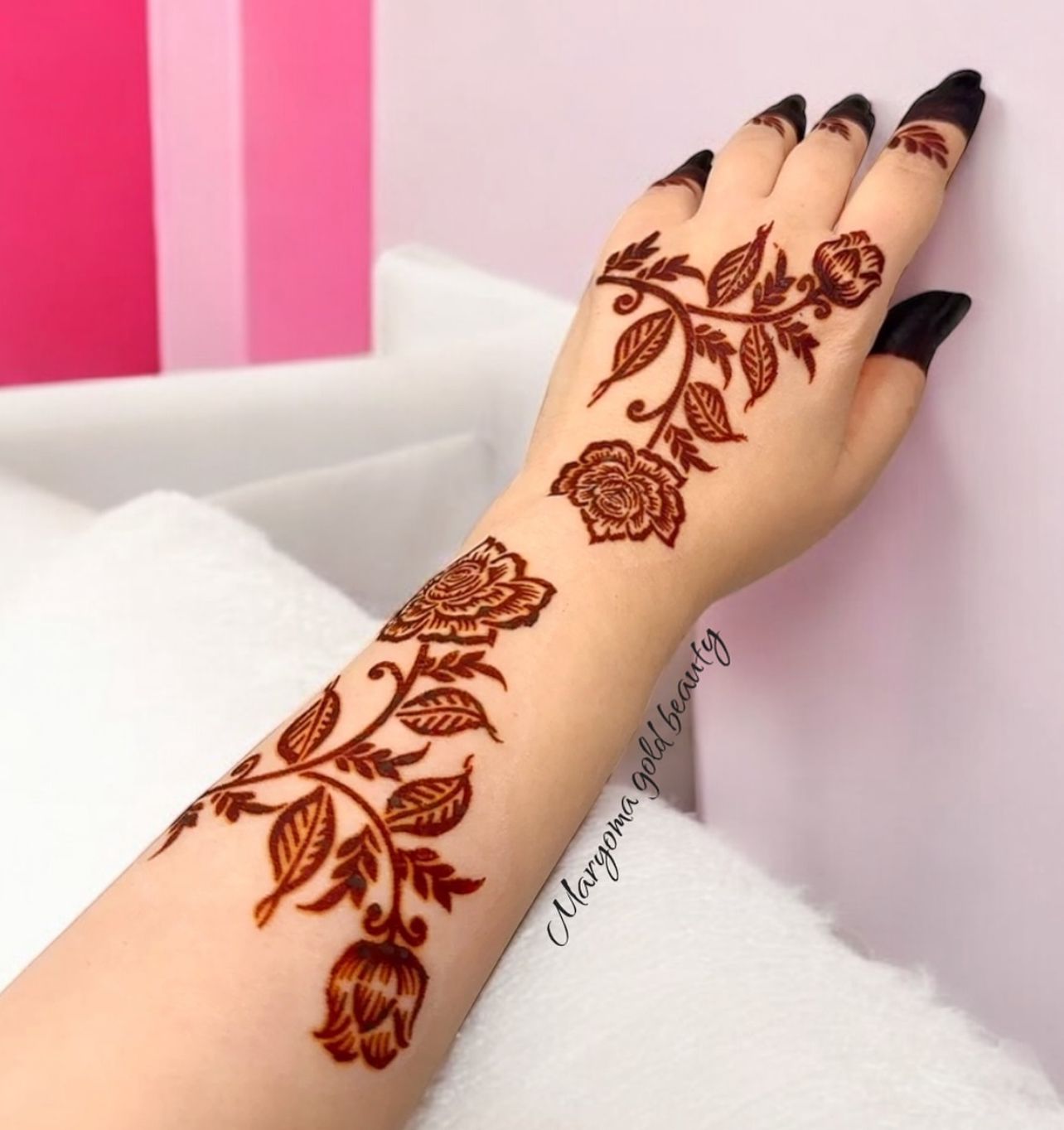 استيكر تعبئه حنا من مريم بيوتى لليدين رقم 43