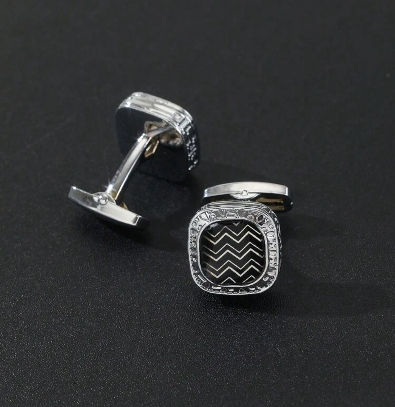 زر أكمام رجالي أنيق للثوب أو القميص – تصميم فاخر ومميز CLSB 328