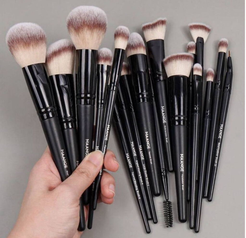 مجموعة فرش مكياج MAANGE – 20 قطعة ناعمة مع حقيبة قماش للتخزين Cod No 359