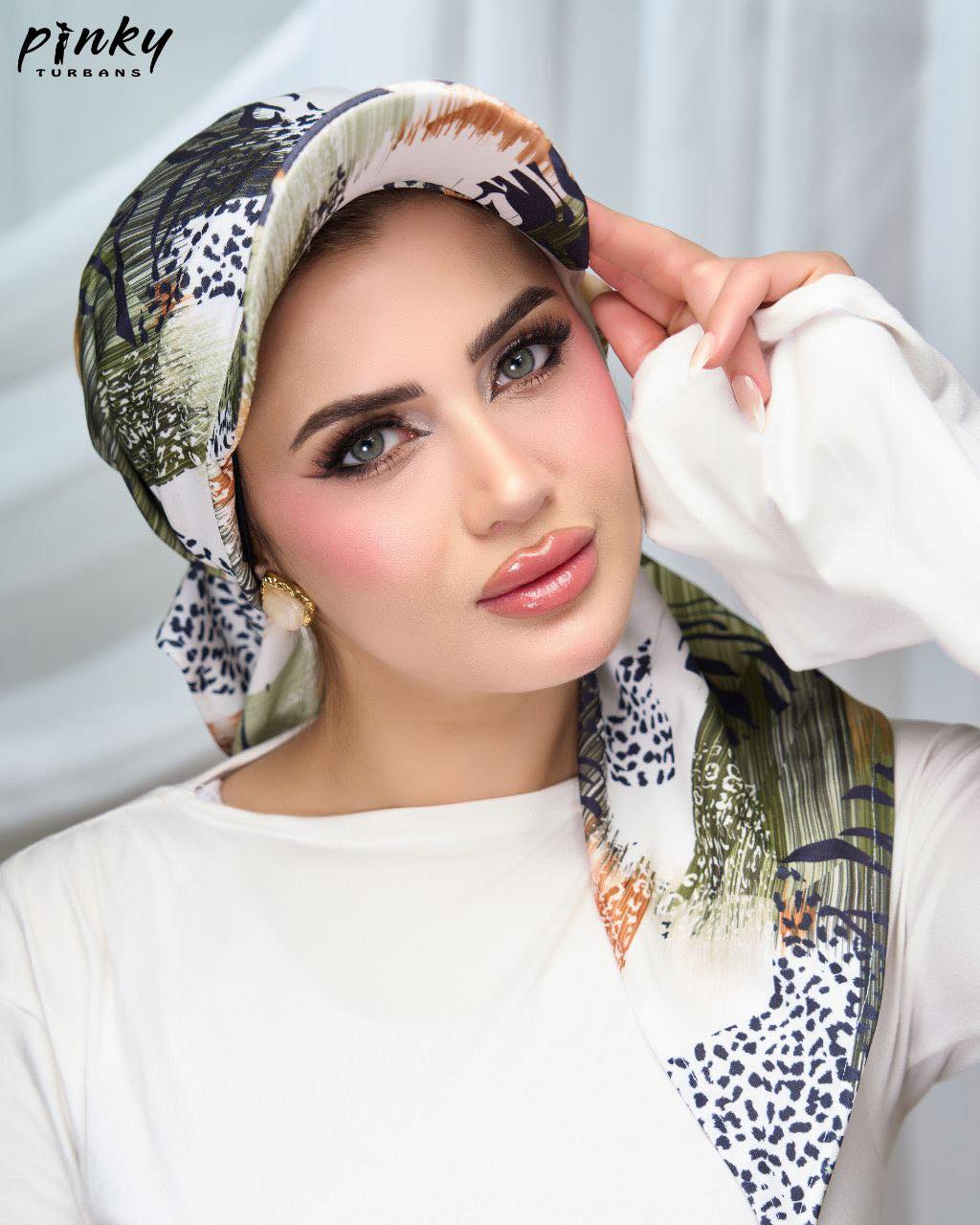 تربون بكاب قطعة واحدة من PINKY – خامة سكوبا ليكرا بتصميم عملي وأنيق – كود: PKY-001-MUL