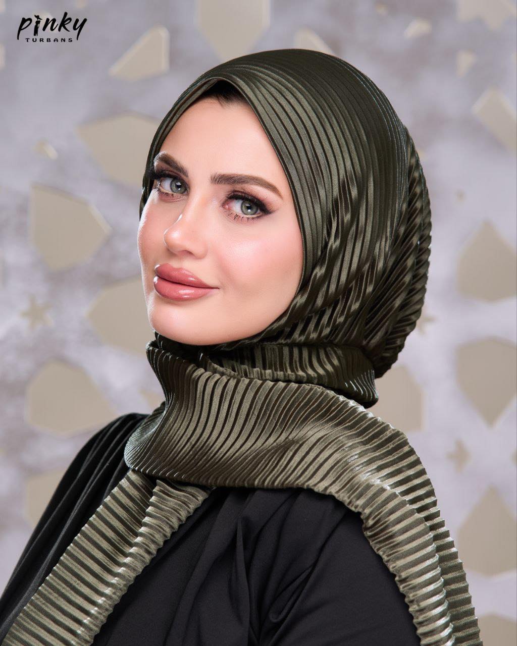 حجاب ستان بليسيه بكبسونة حديد أمامية من Pinky Turbans – كود PKY-005-OLV