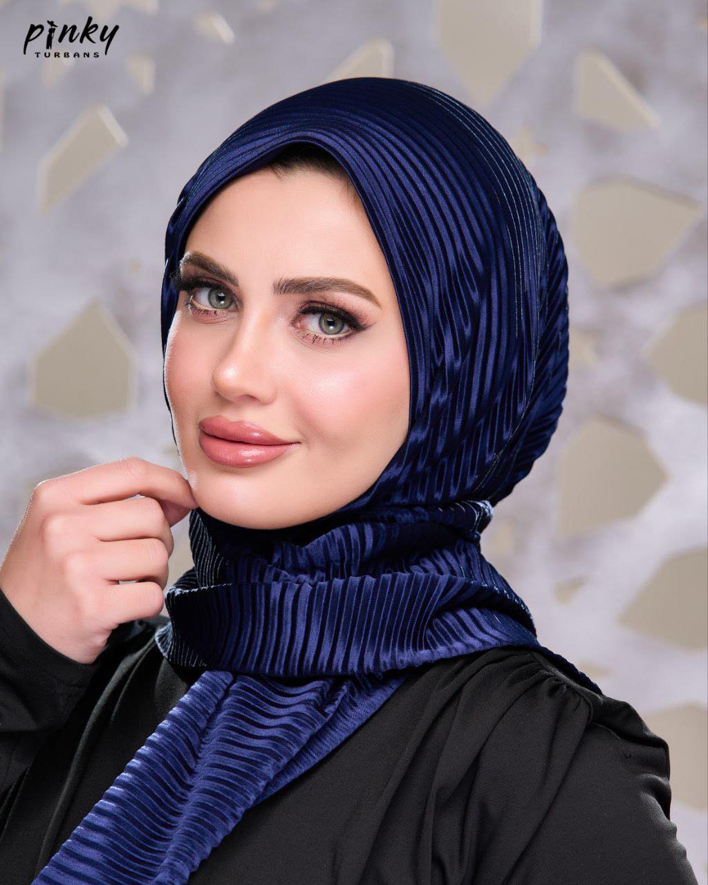 حجاب ستان بليسيه بكبسونة حديد أمامية من Pinky Turbans – كود PKY-005-NV