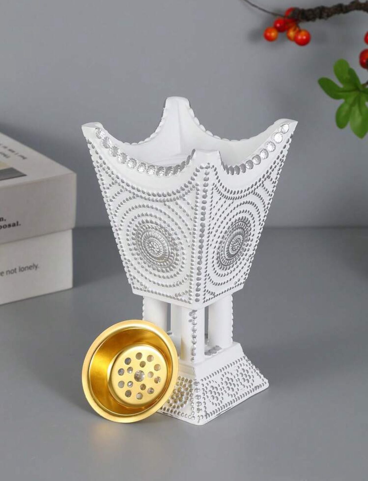 مبخرة راتنج بتصميم كأس مزخرفة بتطعيم ذهبي يدوي ديكور فاخر للمنزل INC-005-WH