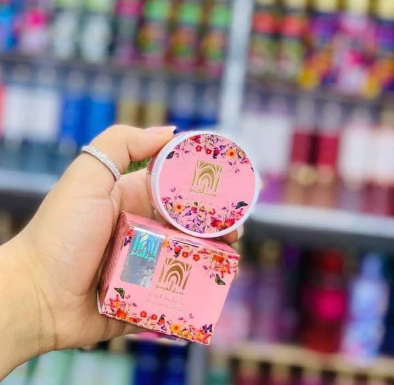 مخمريّة ومزيل عرق ديار القرشي – كريم المسك الملكي