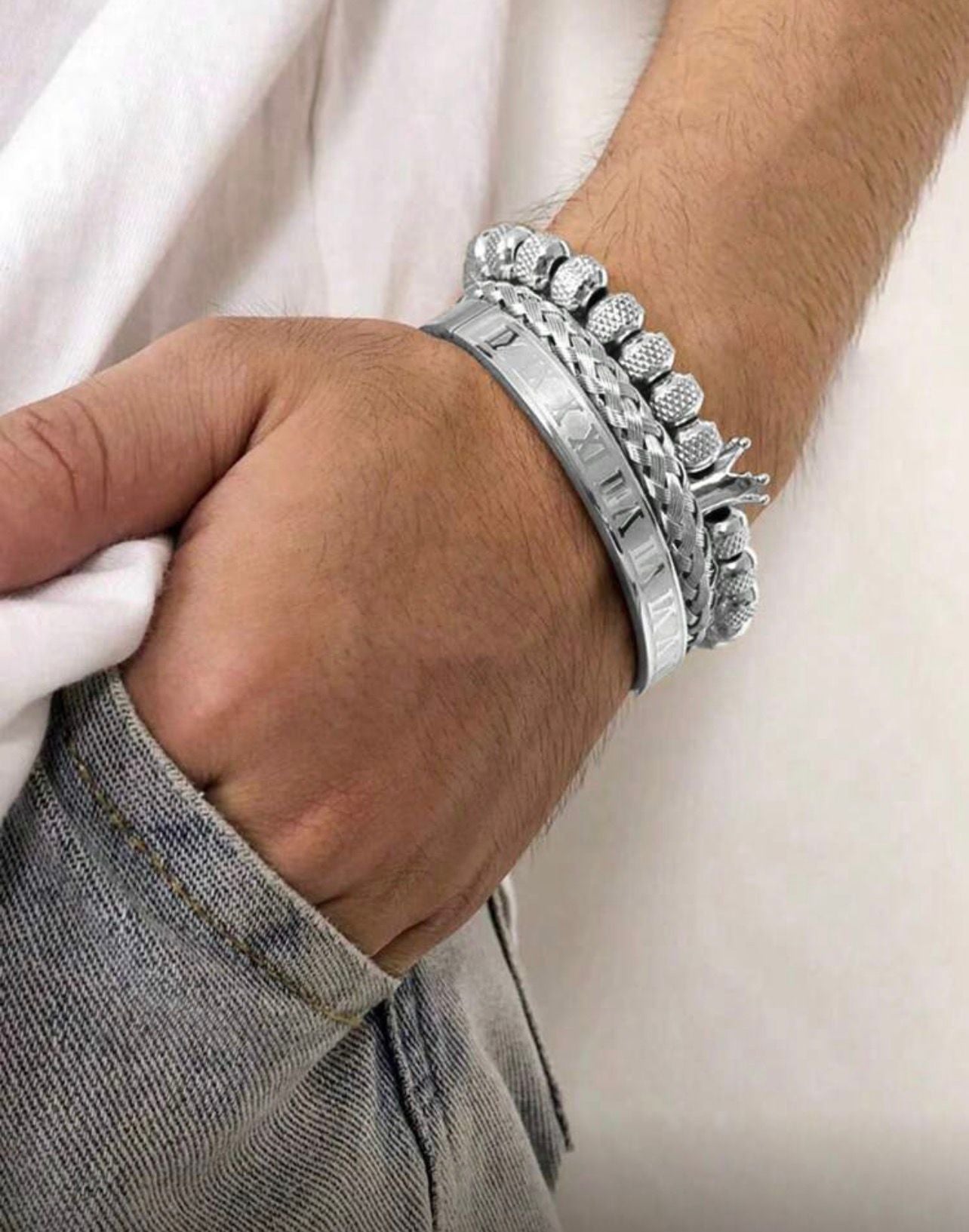 مجموعة أساور رجالية 3 قطع – ستانلس ستيل فضي مع تاج  – GM 428