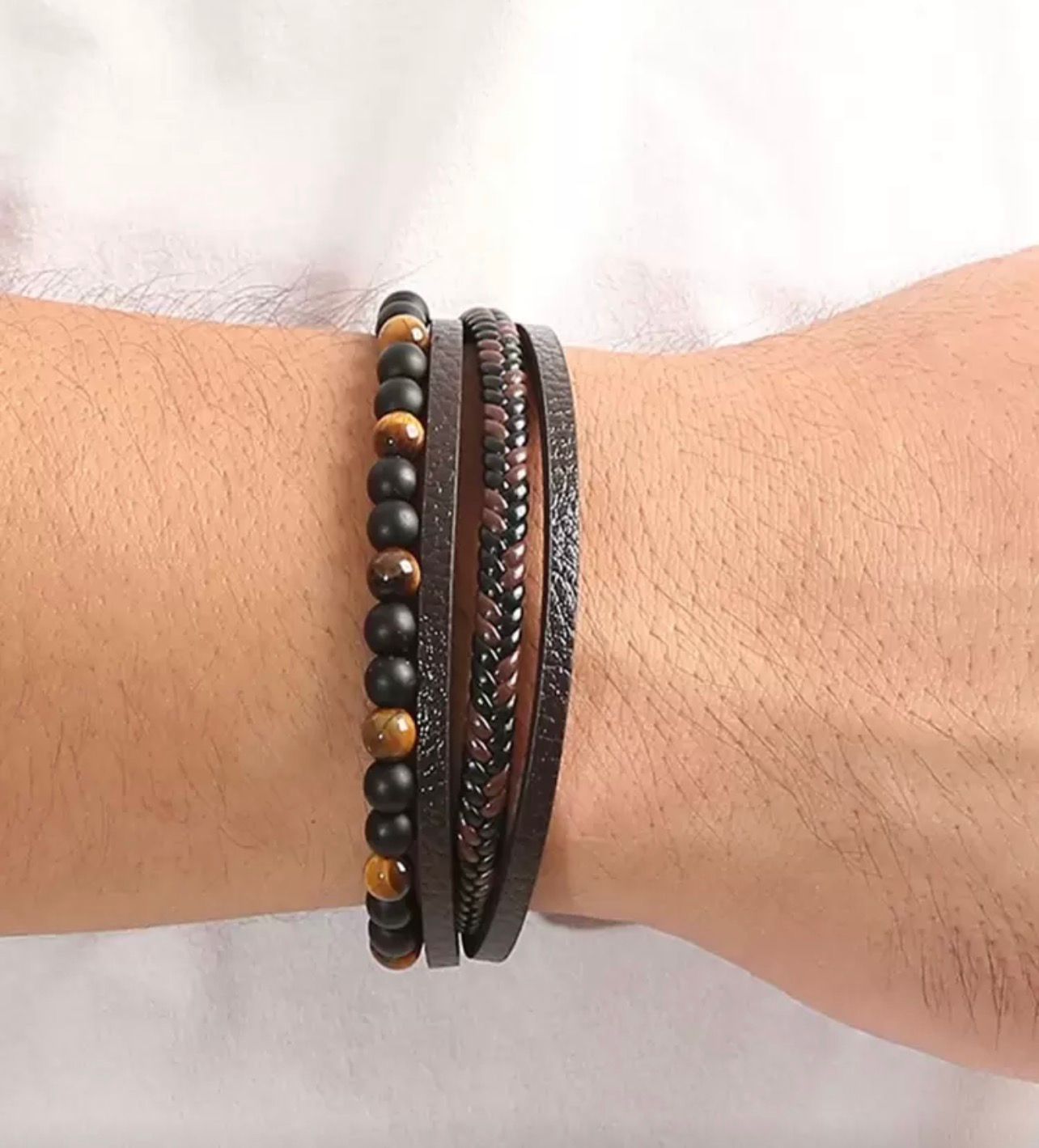 سوار رجالي متعدد الطبقات بجلد بني وخرز عين النمر – GM 987BR