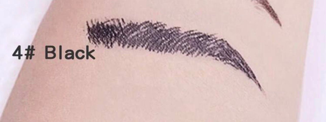 قلم حواجب Music Flower سائل بأربعة شوكات – مقاوم للماء وطويل الثبات بدرجة 04 أسود