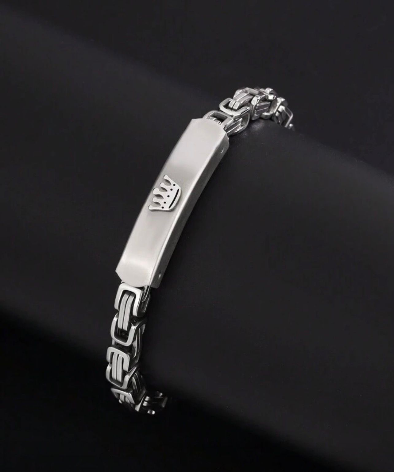 سوار رجالي فضي ستانلس ستيل مع تاج – GM 273