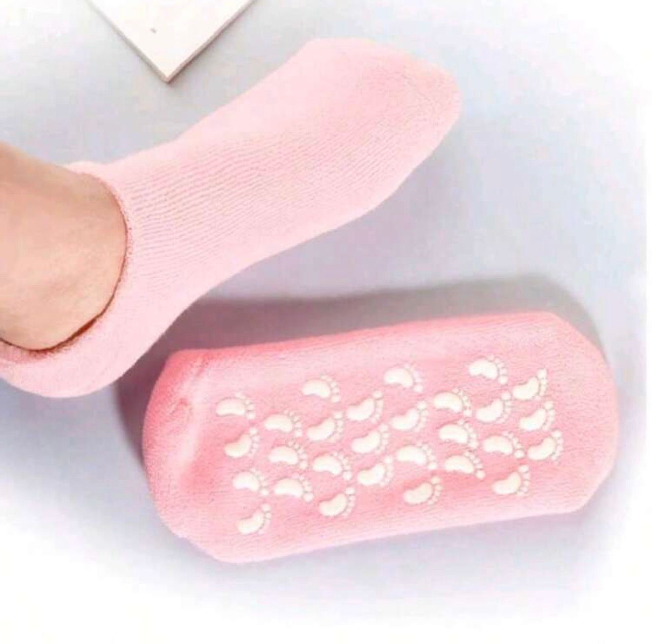 جوارب جل تجميل القدمين مع سيليكون مرطب – قابلة لإعادة الاستخدام، مضادة للانزلاق، لعلاج جفاف وتشقق القدمين