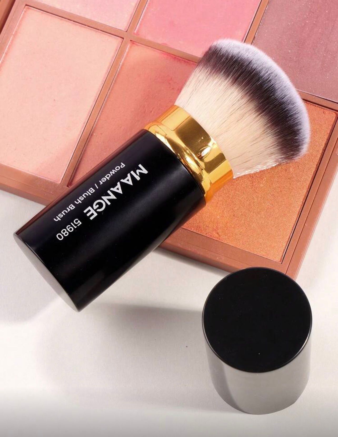 فرشاة مكياج قابلة للسحب  MAANGE– متعددة الاستخدامات بشعيرات ناعمة للتطبيق السهل أسود