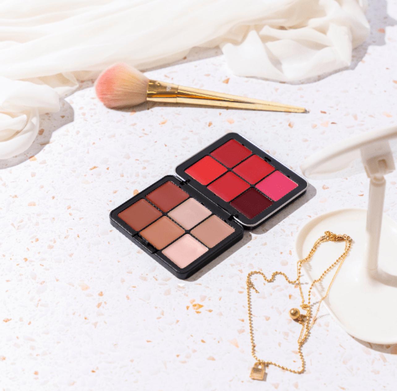 مجموعة الوجه الأساسية من كالا ميك أب