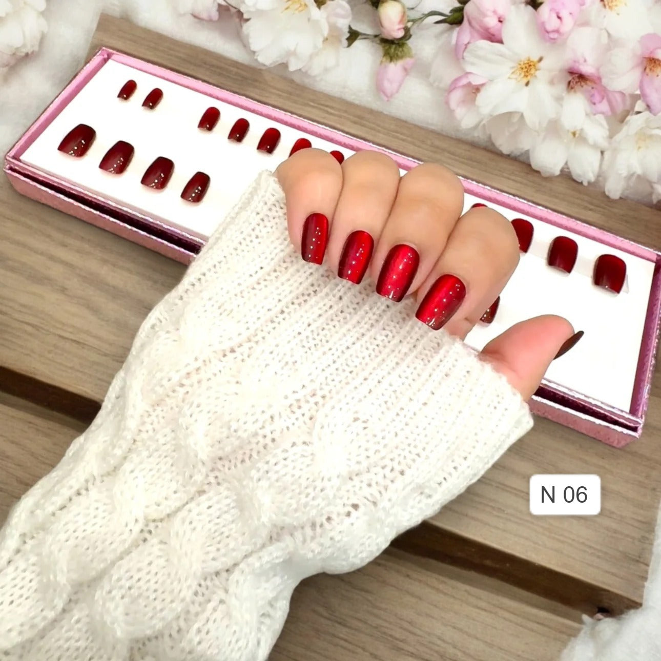 أظافر مريم بيوتى كوفن أحمر بتأثير عيون القط – حجم قصير لإطلالة أنيقة 28 قطعة N 6