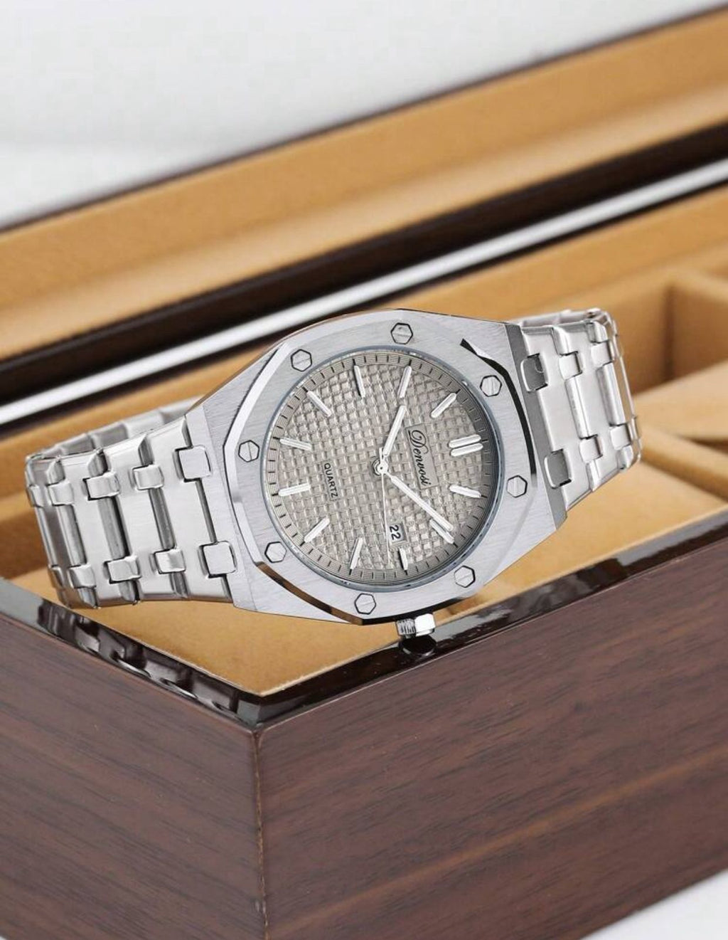 ساعة Denvosi رجالية من الفولاذ المقاوم للصدأ – تصميم أنيق، عرض للتاريخ، مقاومة للماء، مقاس 40 مم GMS 3088