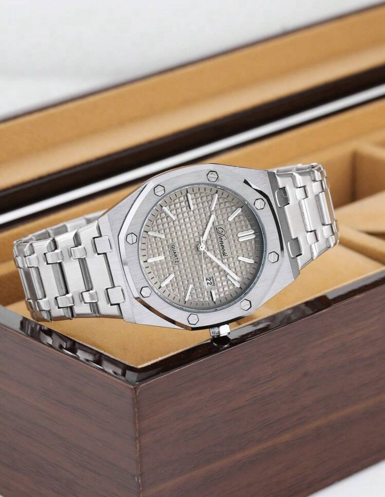 ساعة Denvosi رجالية من الفولاذ المقاوم للصدأ – تصميم أنيق، عرض للتاريخ، مقاومة للماء، مقاس 40 مم GMS 3088