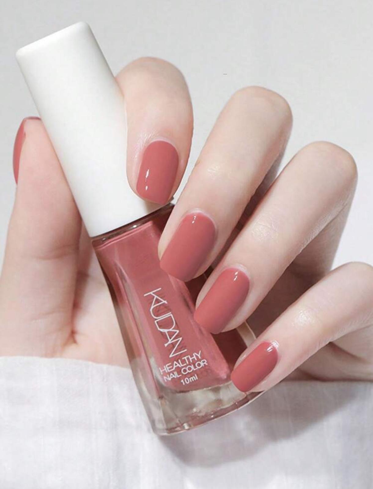 طلاء أظافر من KUDAN سهل الإزالة 12
