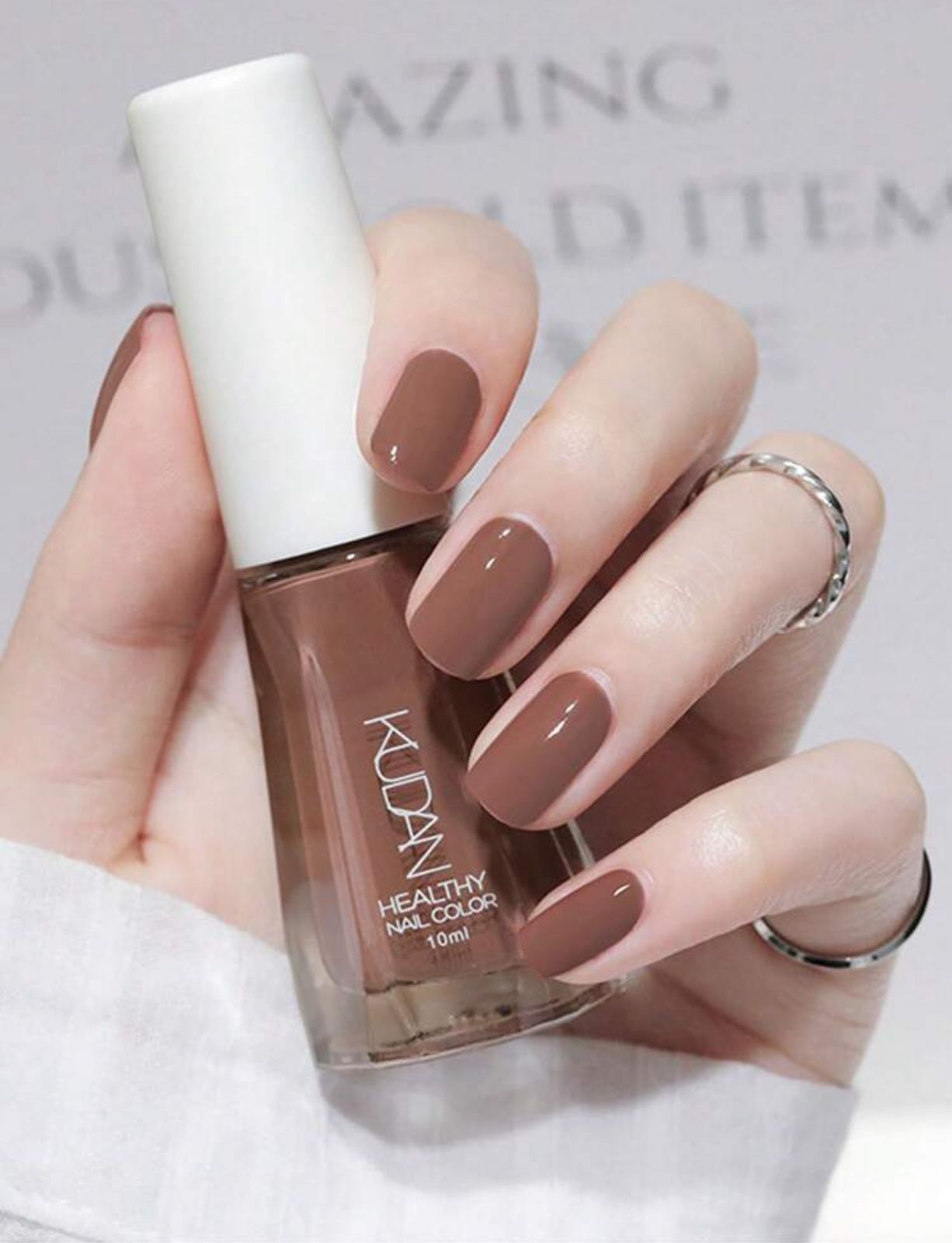 طلاء أظافر من KUDAN سهل الإزالة 18