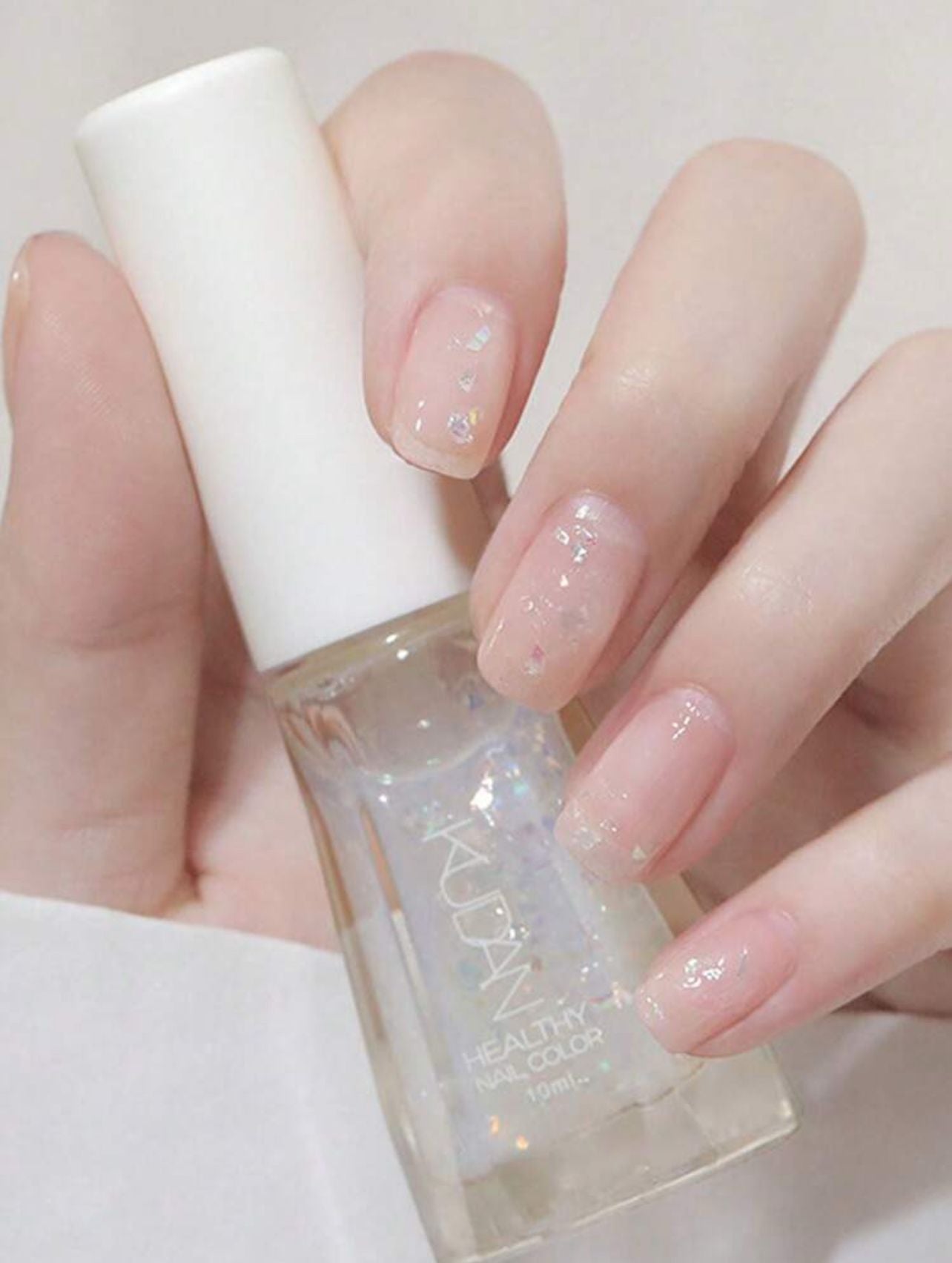 طلاء أظافر من KUDAN سهل الإزالة 34