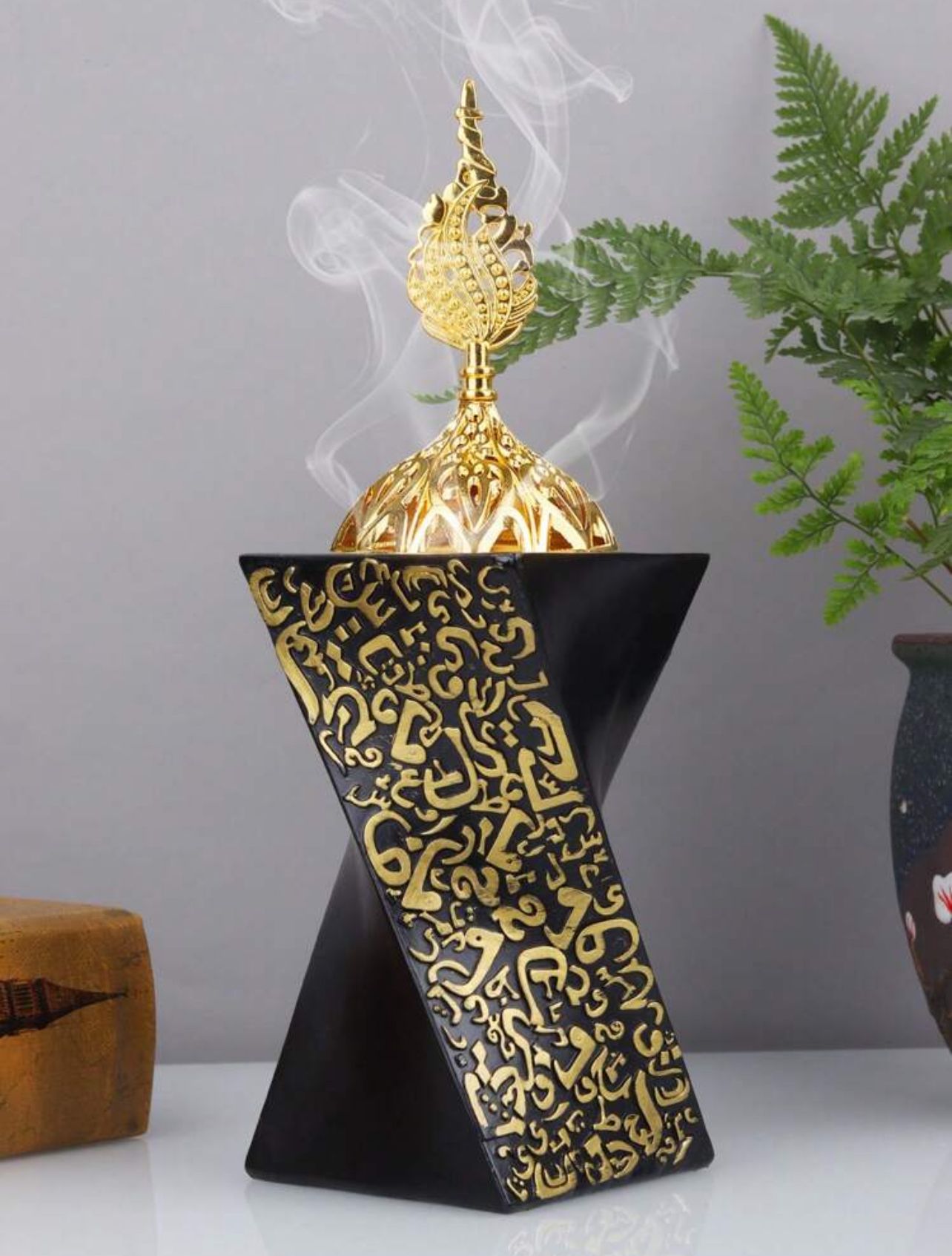 موقد بخور فاخر بتصميم هندسي ثلاثي الأبعاد ديكور أنيق للمنزل INC-006-BKG