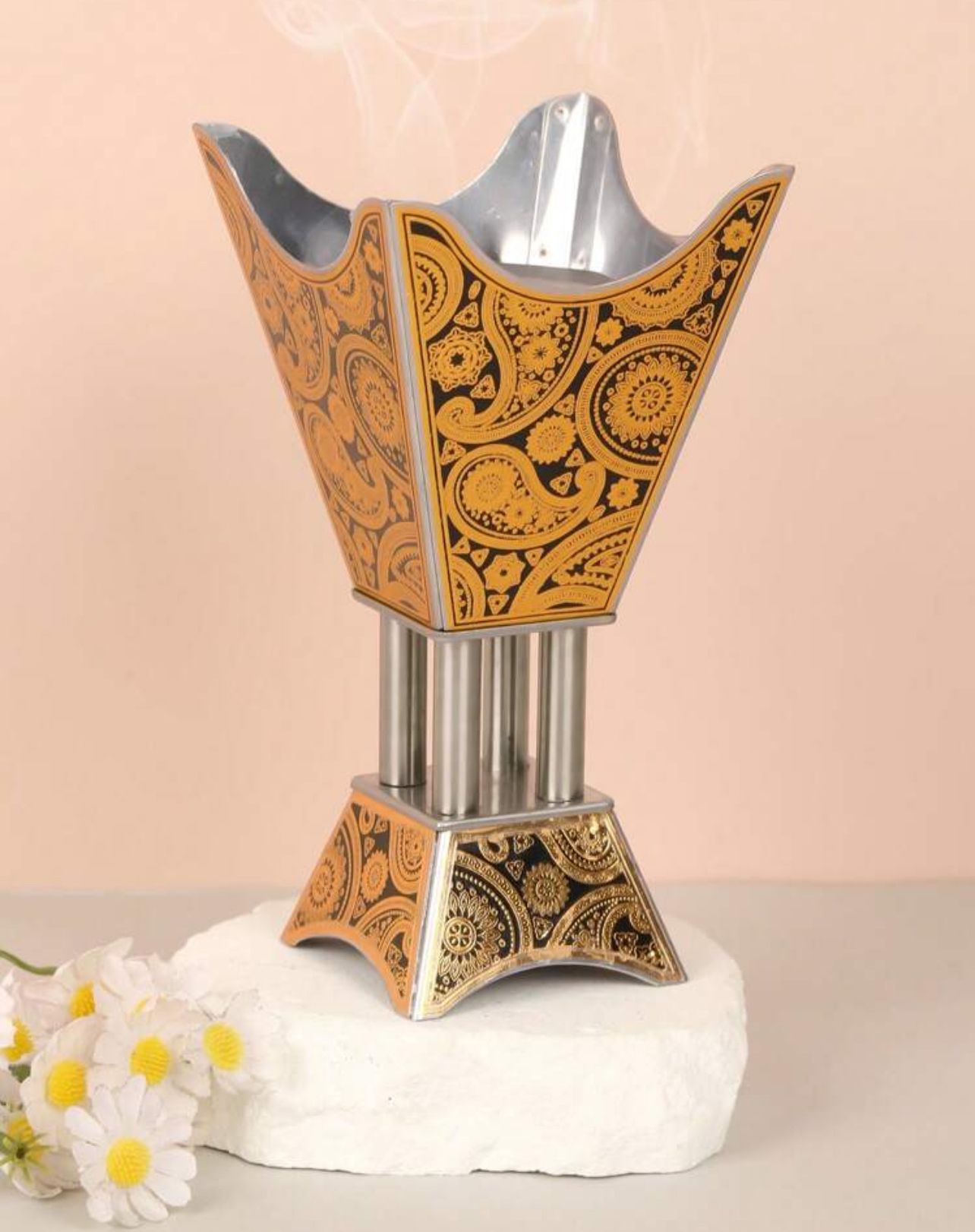 موقد بخور معدني فاخر بنقوش مزخرفة ديكور أنيق متعدد الاستخدامات INC-007-GG