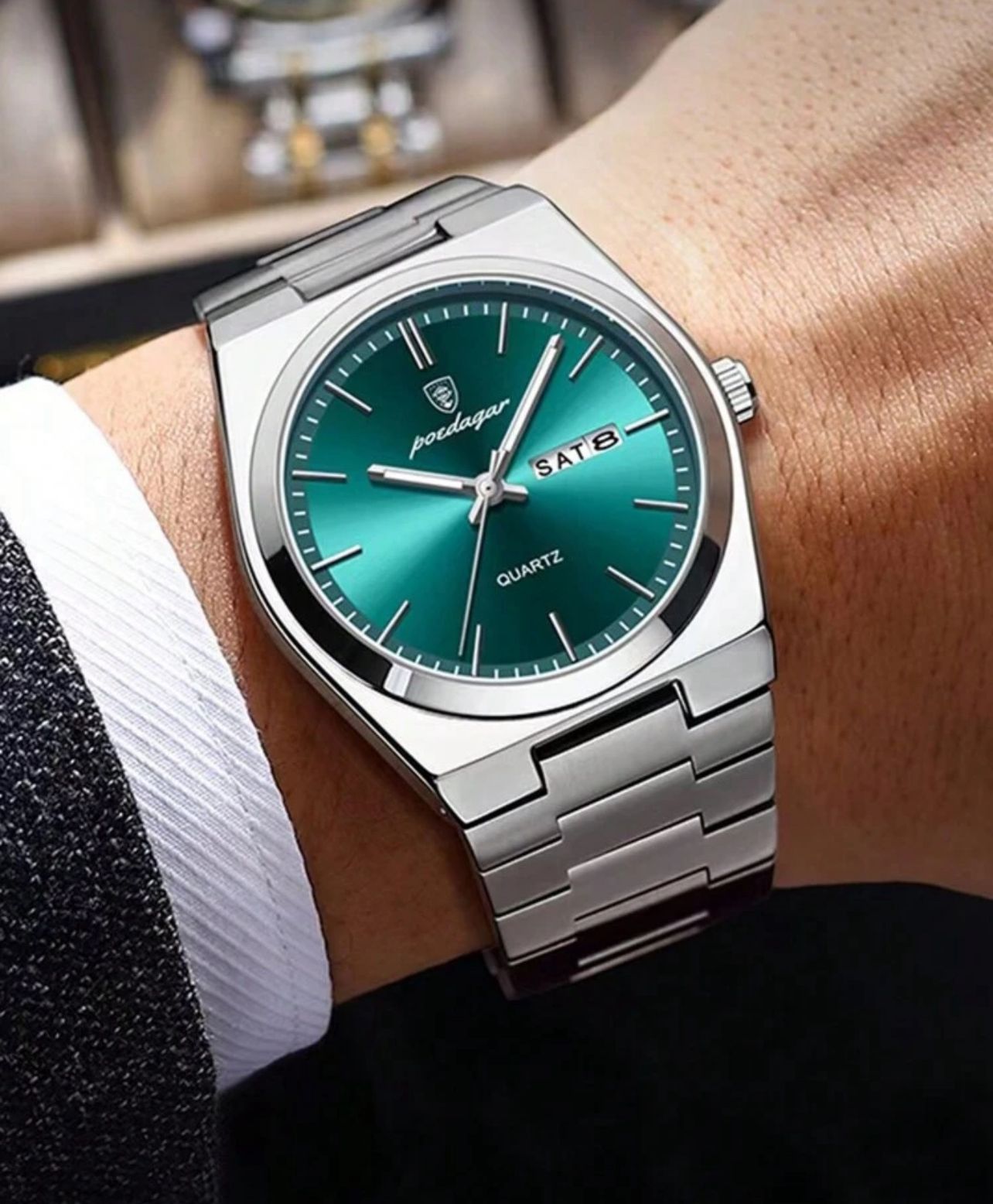 ساعة رجالية فاخرة بتصميم رفيع – فولاذ فضي، قرص أخضر مضيء، عرض اليوم والتاريخ، كوارتز، 40 مم GMG 930