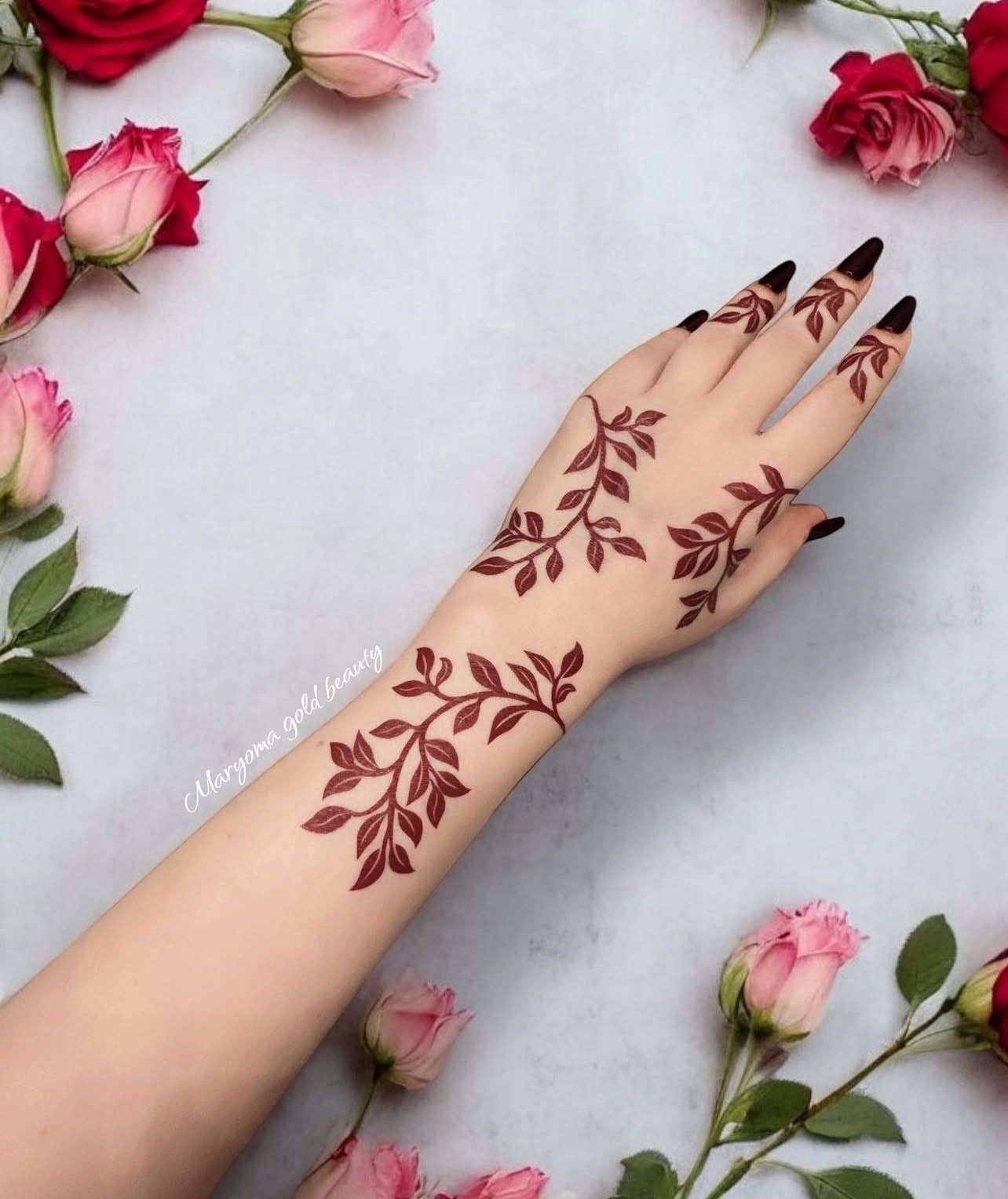 استيكر تعبئه حنا من مريم بيوتى لليدين رقم 2