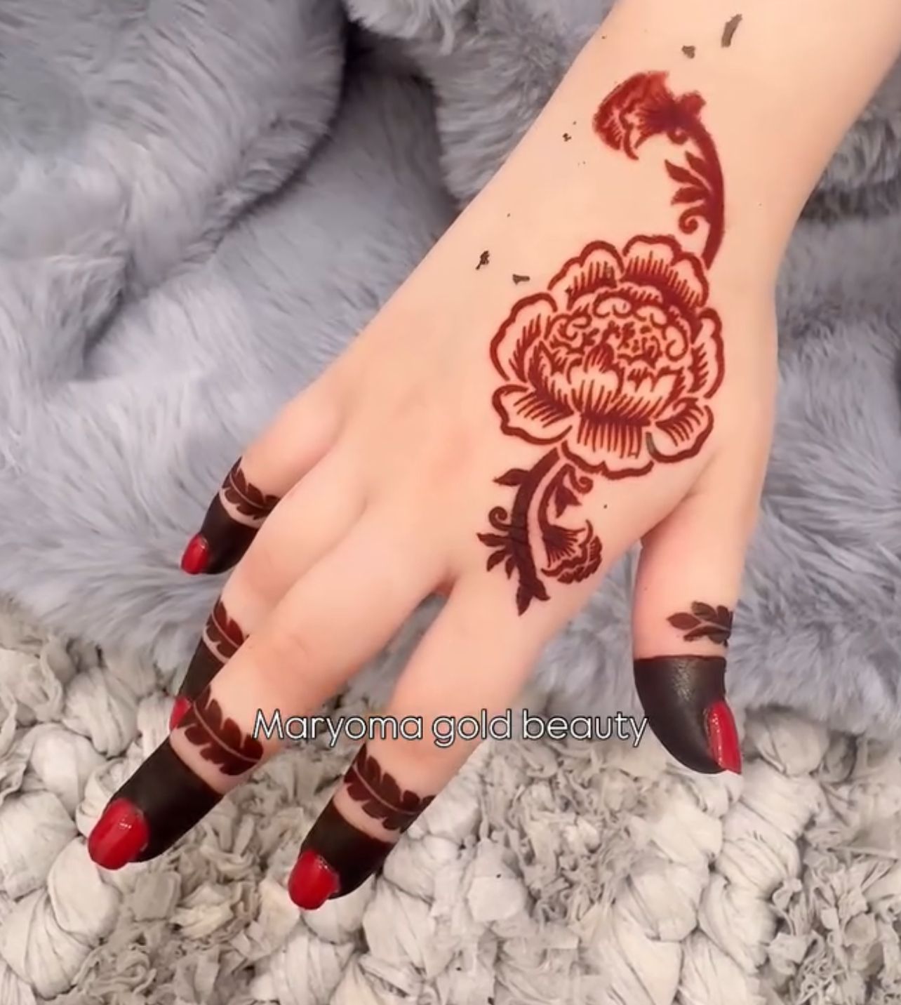 استيكر تعبئه حنا من مريم بيوتى لليدين رقم 30