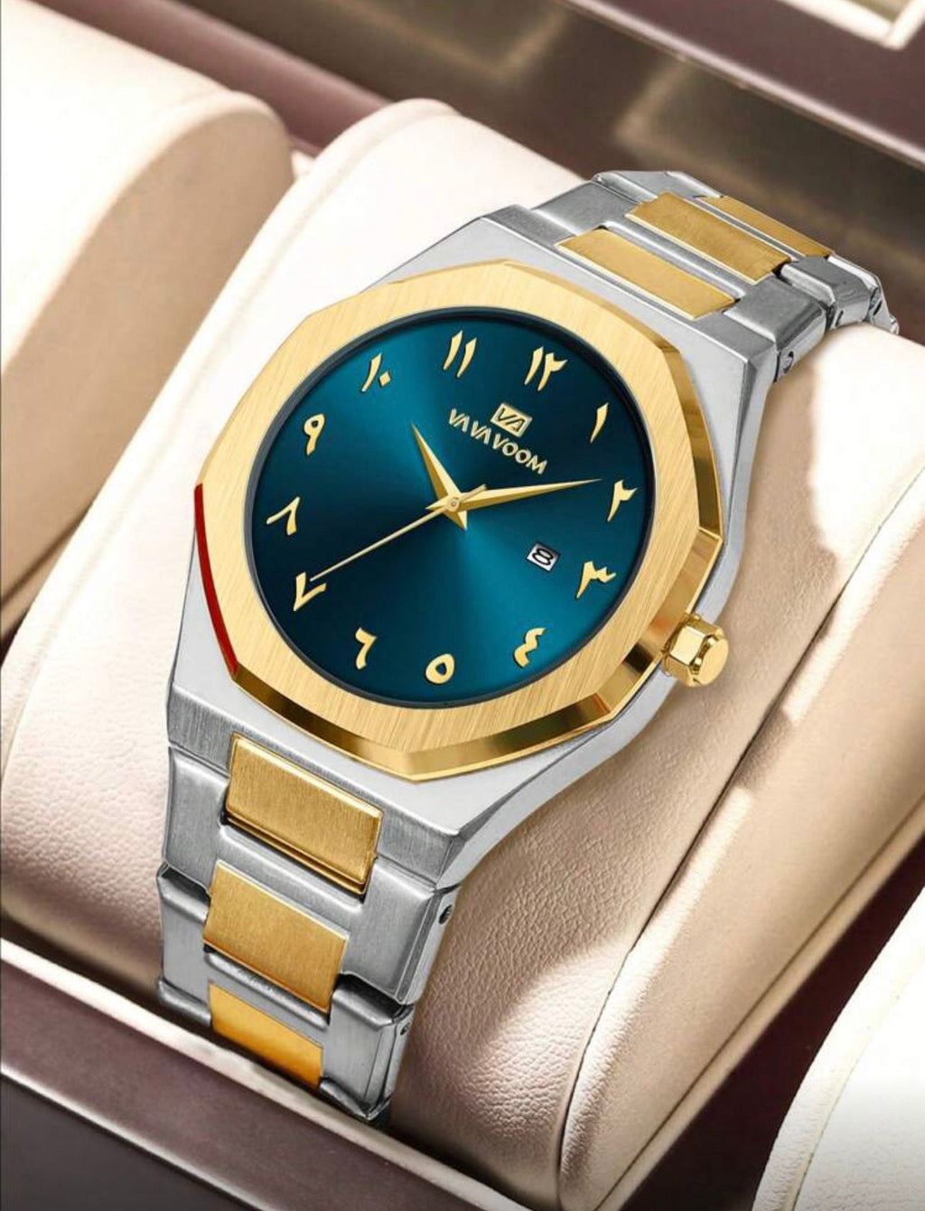 ساعة رجالية فاخرة من VA VA VOOM بقرص أزرق وأرقام عربية – تصميم ذهبي فضي من الفولاذ المقاوم للصدأ GMTB 2931