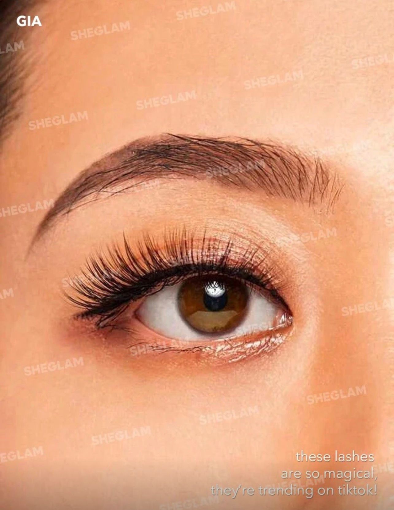 رموش SHEGLAM GIA – 3 أزواج خفيفة وكثيفة لإطلالة جذابة وطبيعية  Y1062